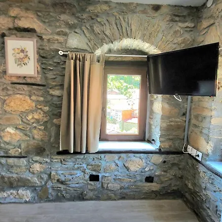 Traditional Stone 